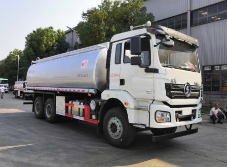 陜汽德龍新M3000后雙橋供液車圖片 陜汽德龍新M3000后雙橋供液車圖片